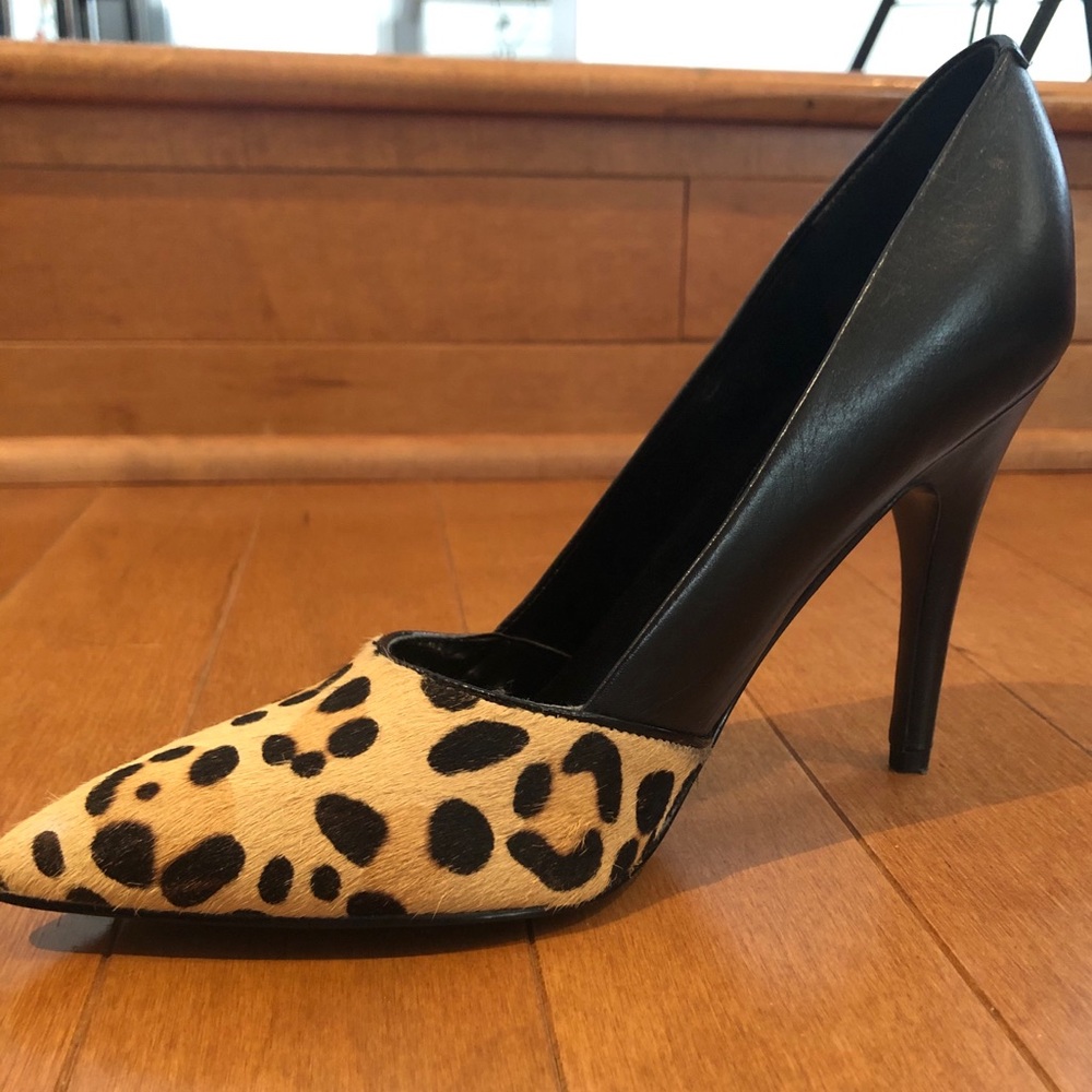 Leopard Print Pumps meowww